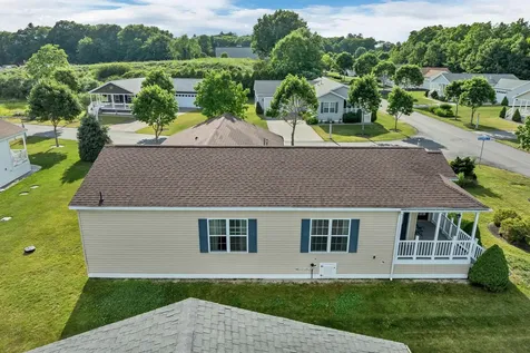 2 Goldenrod Way North Hampton NH 03862