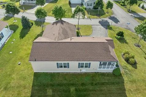 2 Goldenrod Way North Hampton NH 03862