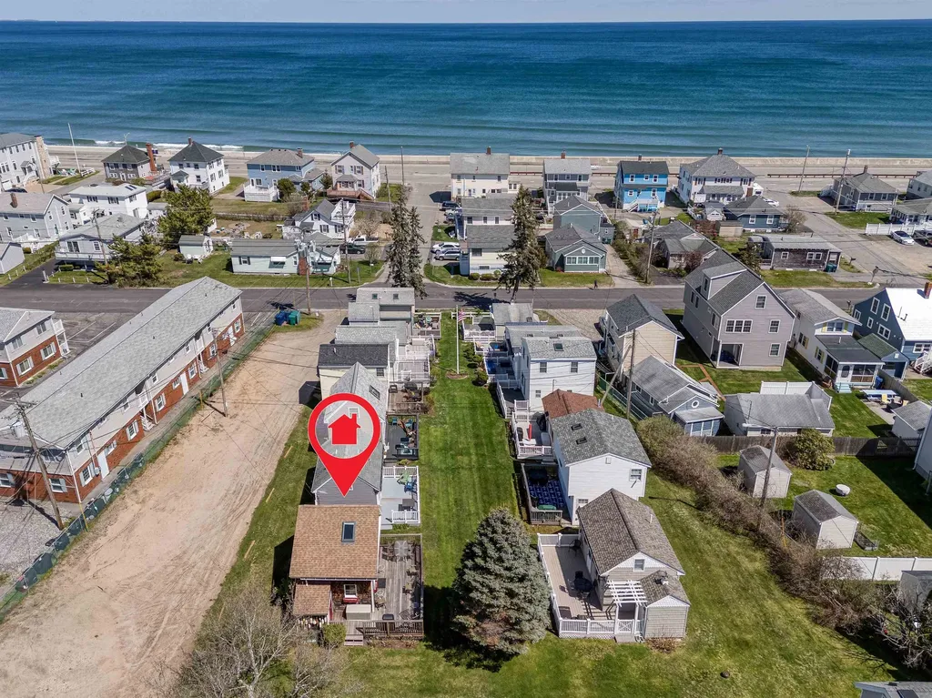 66 Kings Highway Hampton NH 03842