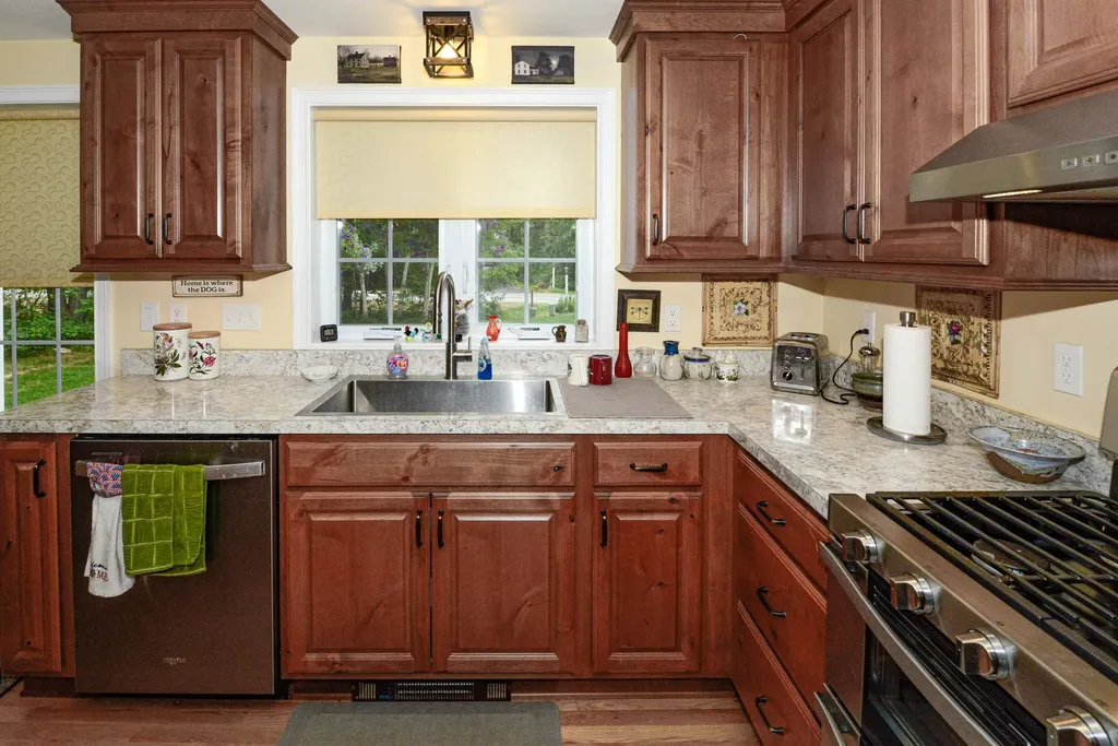 86 Brookstone Lane Madison NH 03849