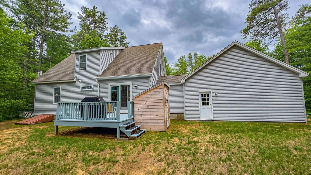 86 Brookstone Lane Madison NH 03849