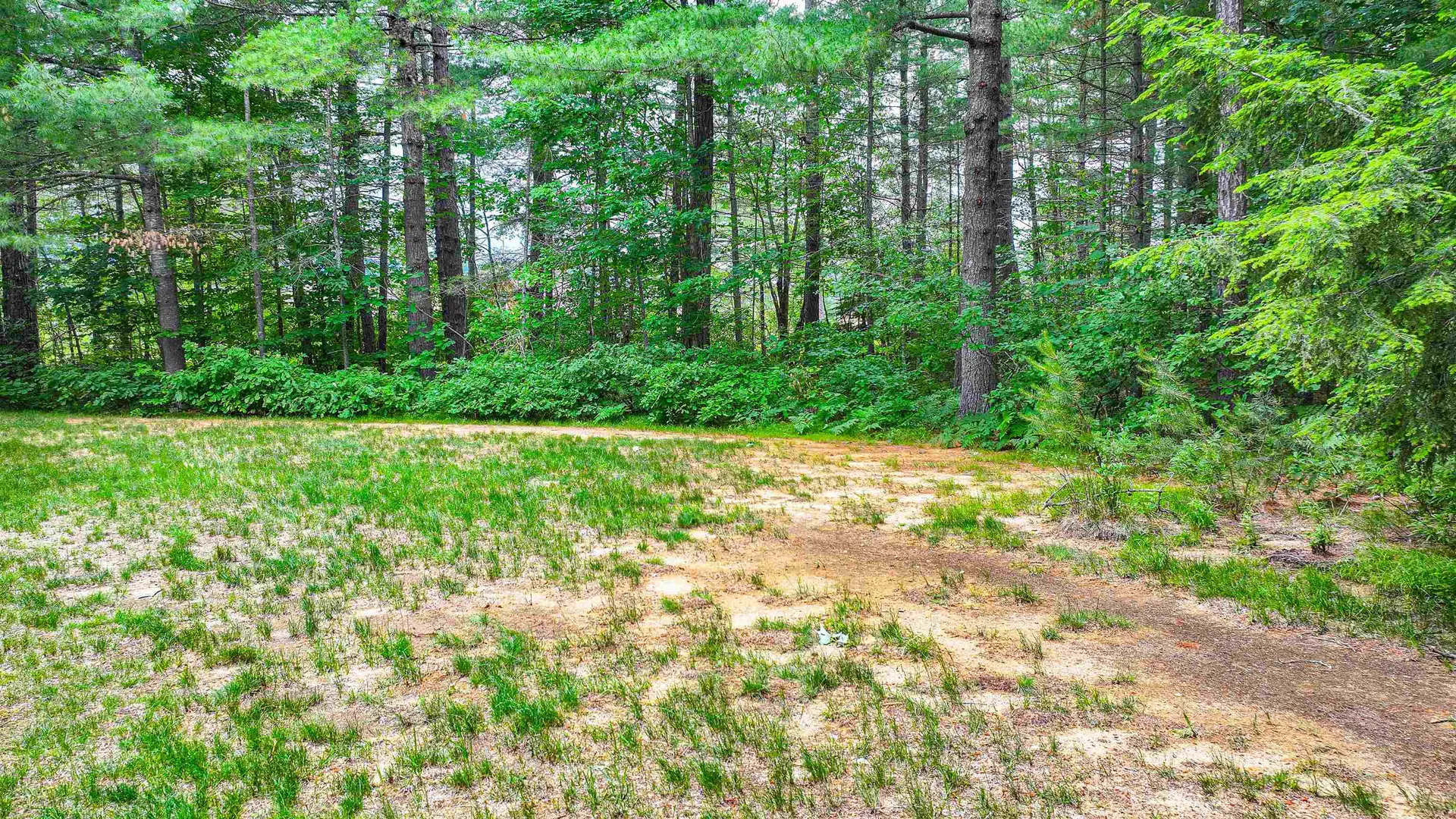 86 Brookstone Lane Madison NH 03849