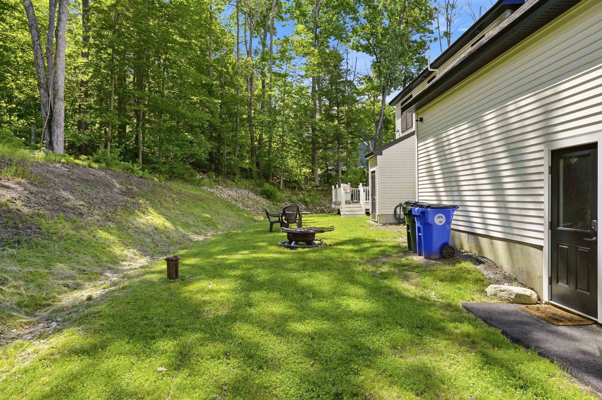 316 Montelona Road Goffstown NH 03045