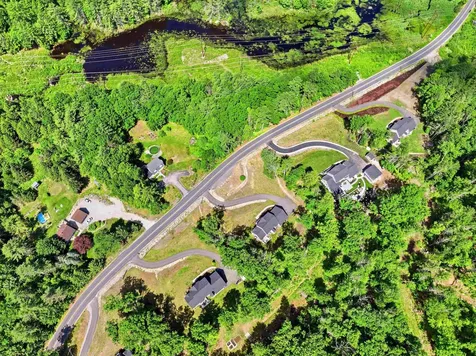 316 Montelona Road Goffstown NH 03045