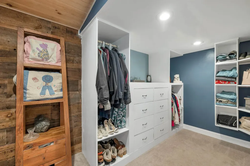 14 Frances Hill Road Westford MA 01886