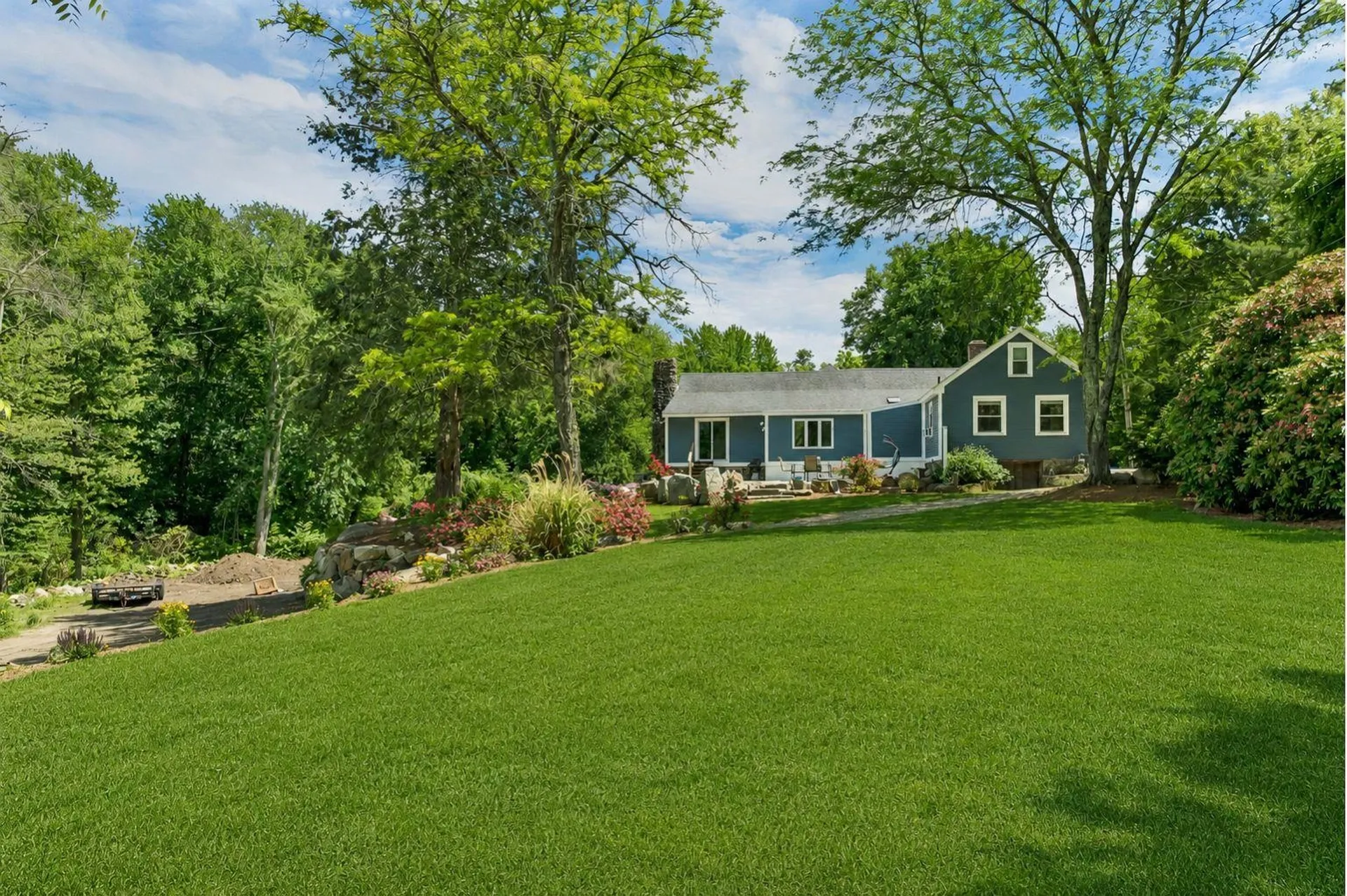 14 Frances Hill Road Westford MA 01886