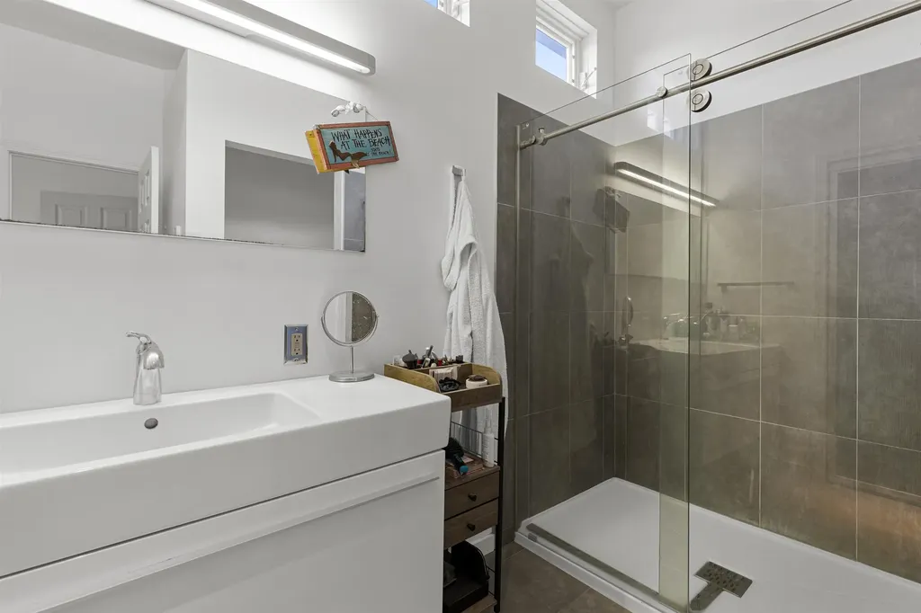 26 Fountain Way Lebanon NH 03784