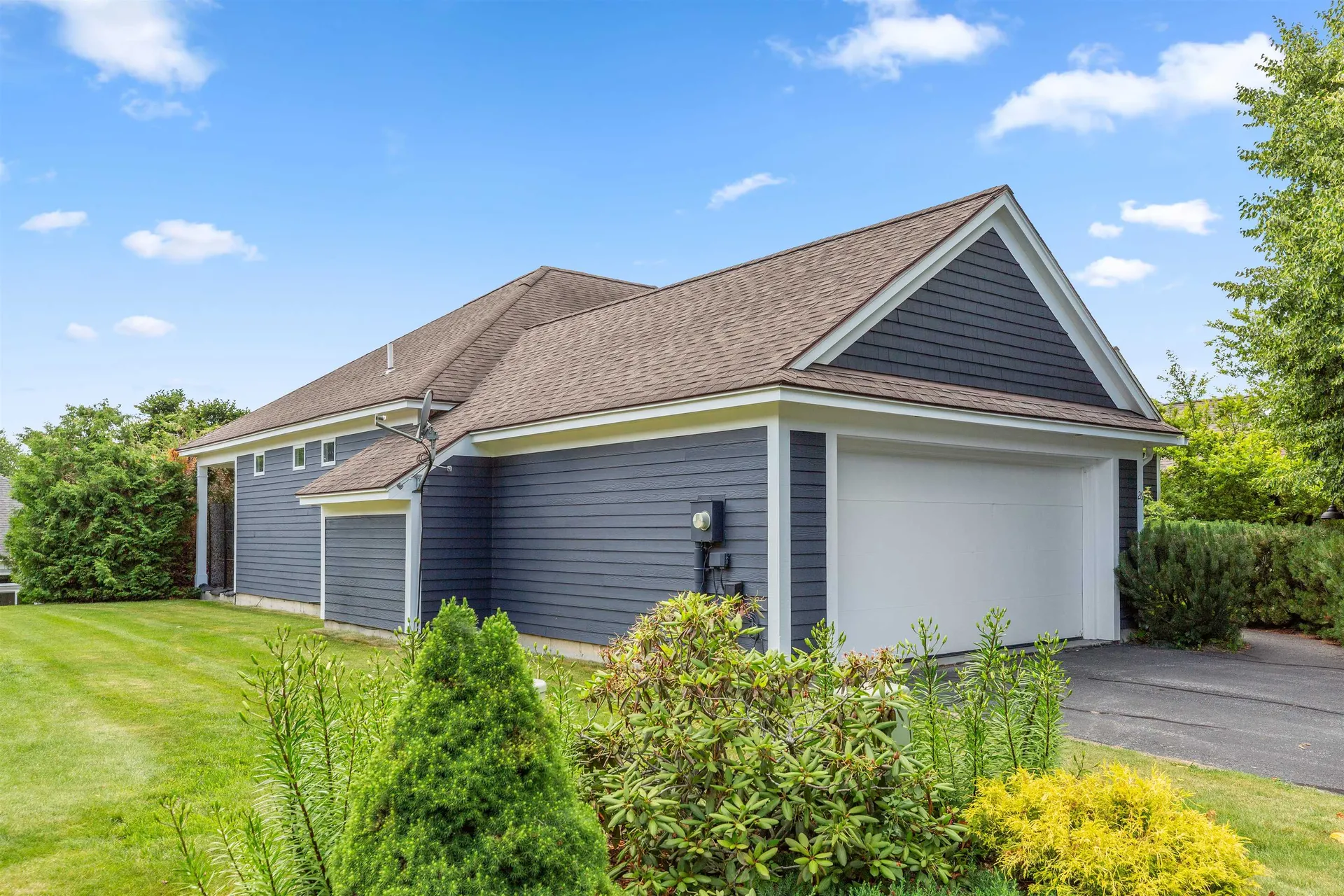 26 Fountain Way Lebanon NH 03784