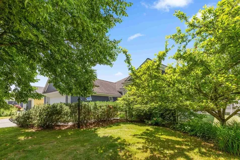 26 Fountain Way Lebanon NH 03784