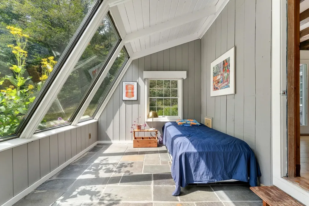 217 South Perry Road Barnard VT 05091