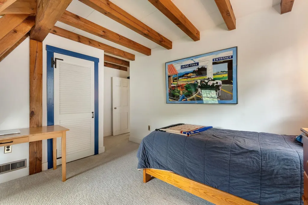 217 South Perry Road Barnard VT 05091