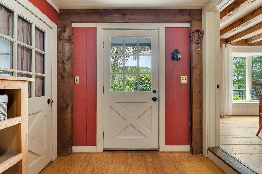 217 South Perry Road Barnard VT 05091