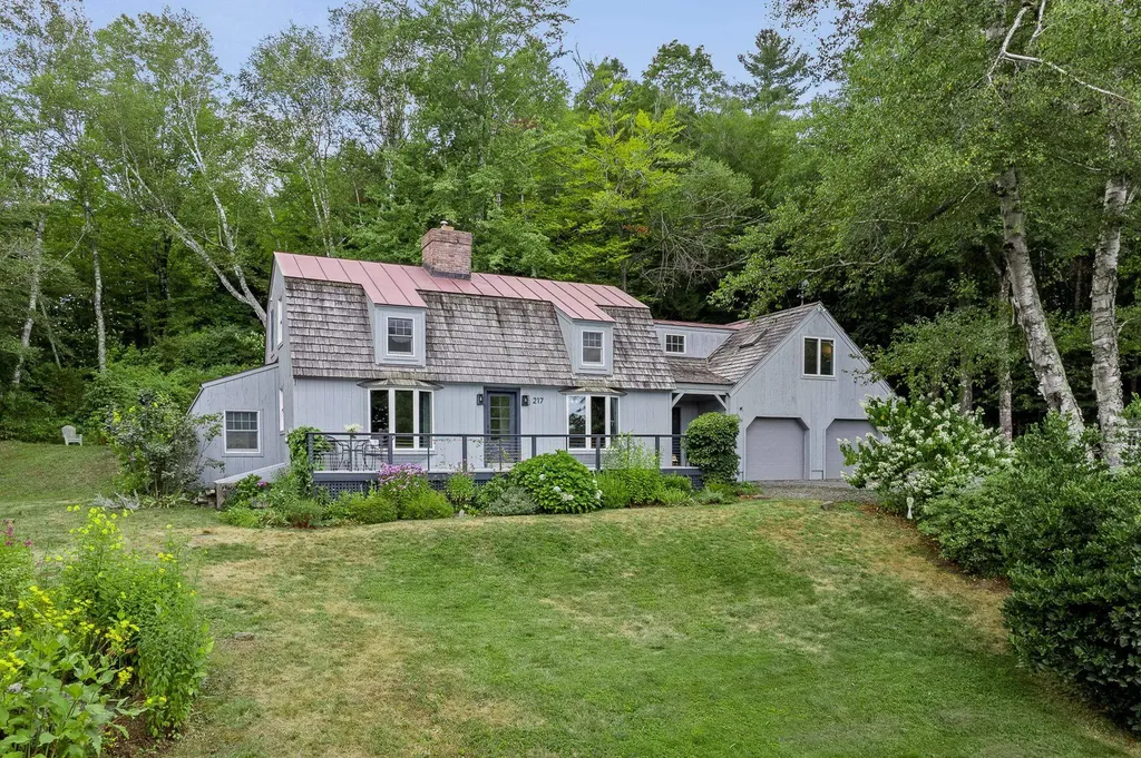 217 South Perry Road Barnard VT 05091