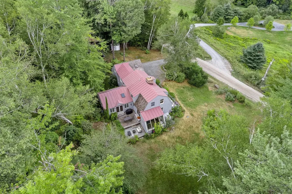 217 South Perry Road Barnard VT 05091
