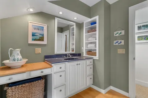 217 South Perry Road Barnard VT 05091