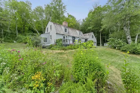 217 South Perry Road Barnard VT 05091