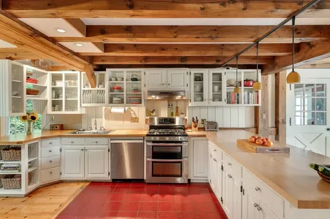 217 South Perry Road Barnard VT 05091