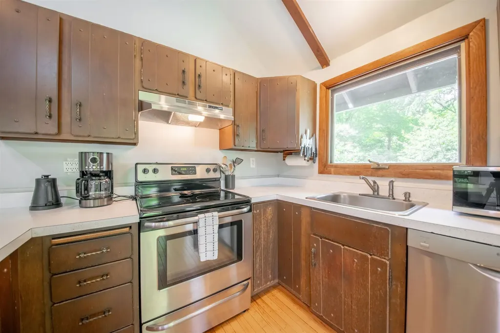 88 Happy Haven Road Wilmington VT 05363