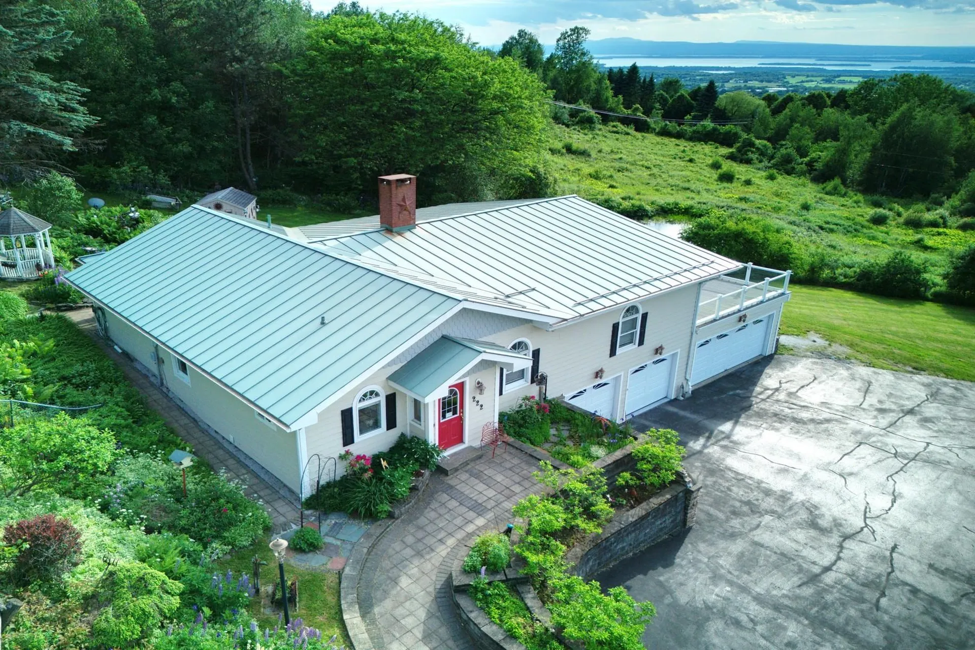 222 Fairfield Hill Road St. Albans City VT 05478
