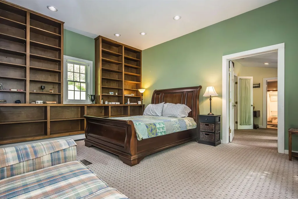 2238 Upper Michigan Road Pittsfield VT 05762
