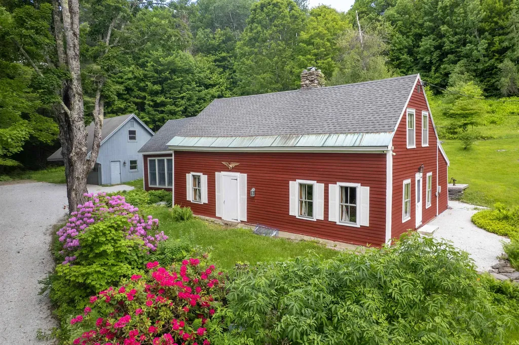 2238 Upper Michigan Road Pittsfield VT 05762
