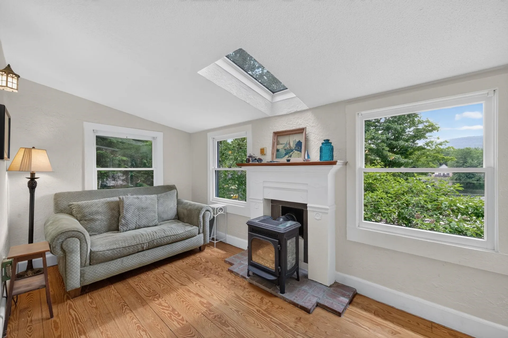 4 Clauss Lane Unity NH 03773