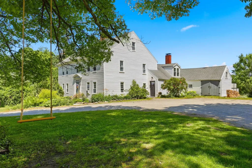 235 Middle Road Deerfield NH 03037