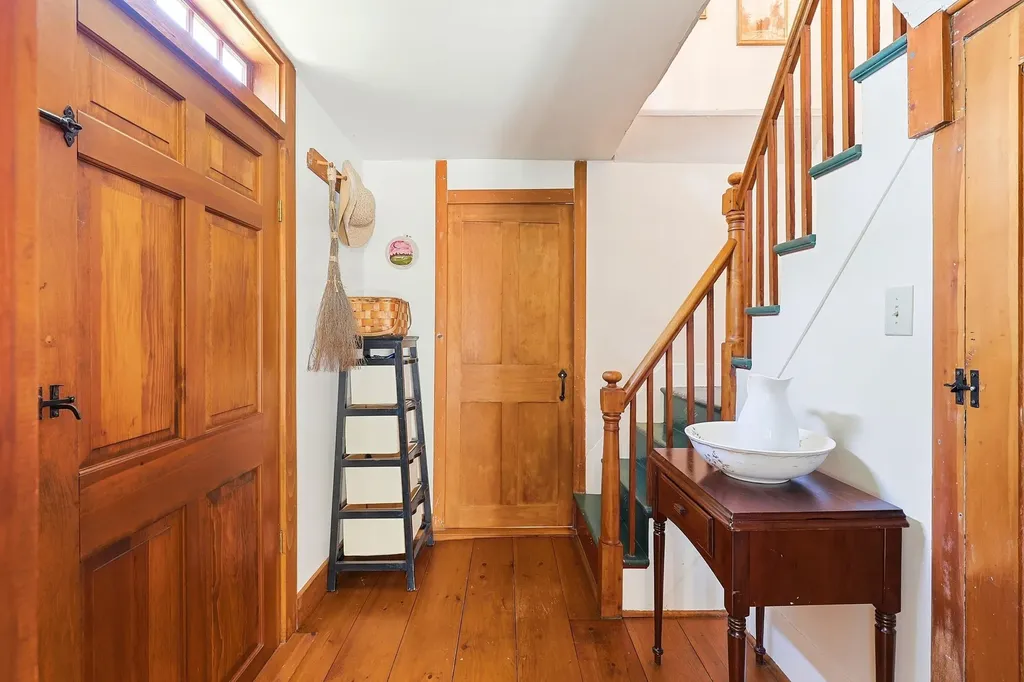 235 Middle Road Deerfield NH 03037