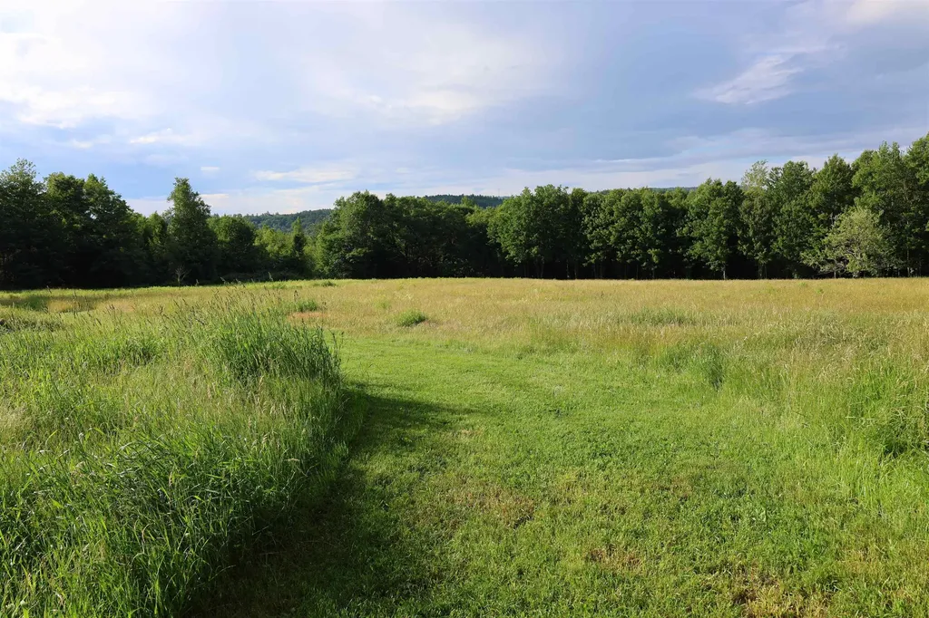 235 Middle Road Deerfield NH 03037