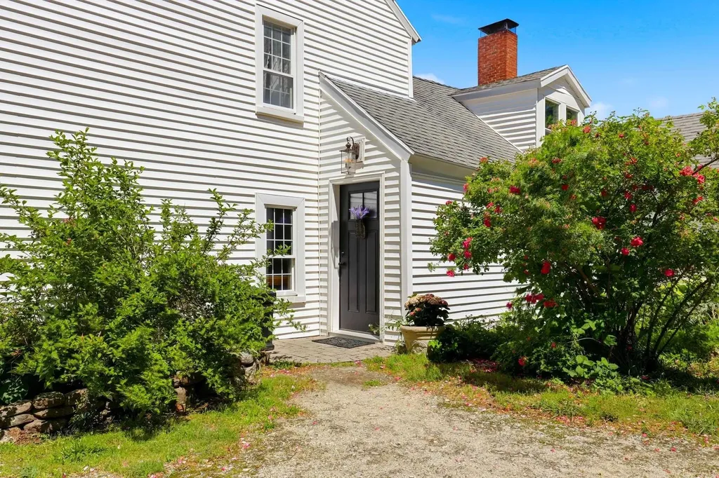 235 Middle Road Deerfield NH 03037