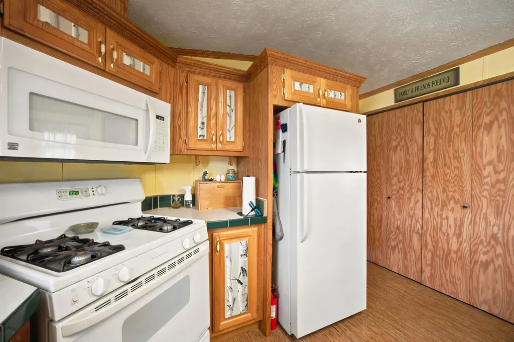 37 Circle Drive Belmont NH 03220