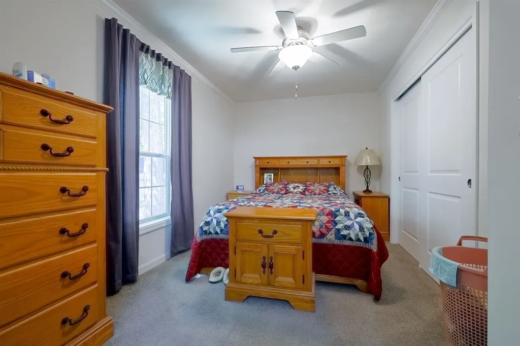 139 Robinhood Drive Exeter NH 03833