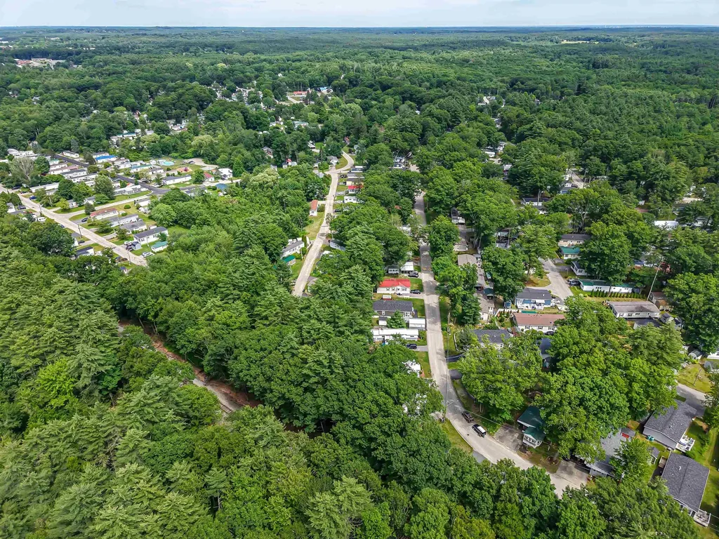 139 Robinhood Drive Exeter NH 03833