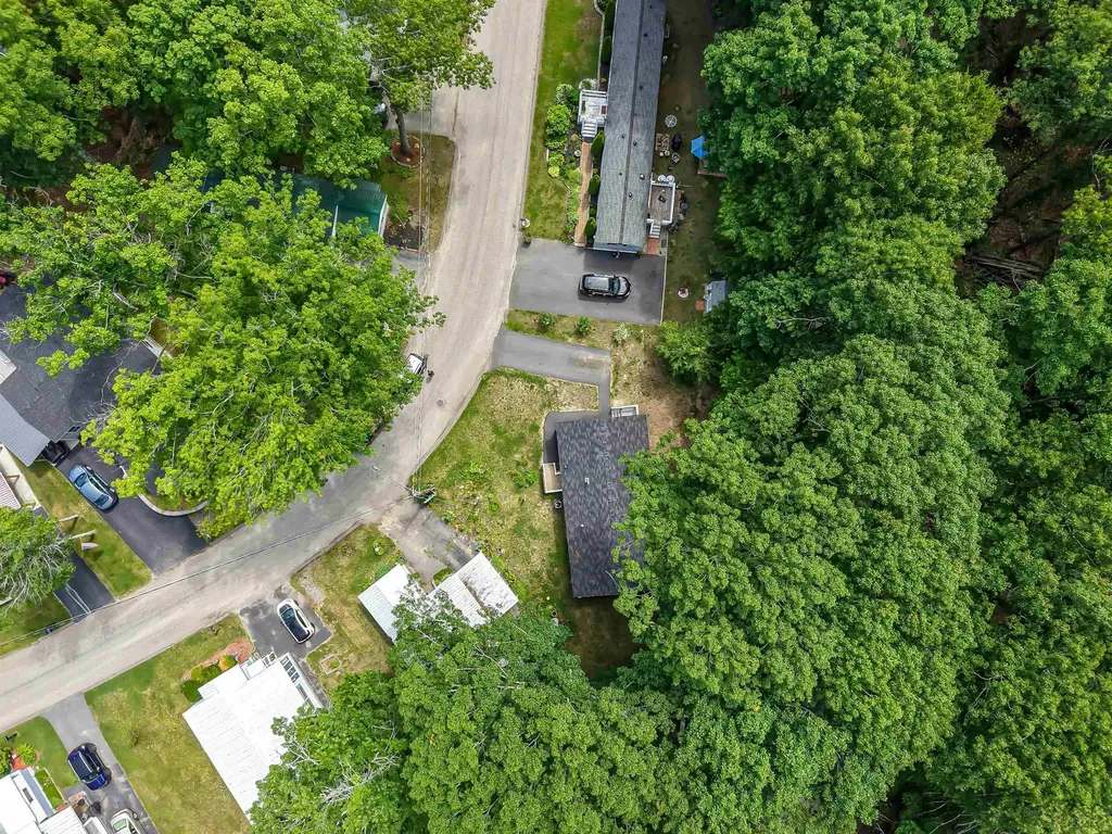 139 Robinhood Drive Exeter NH 03833