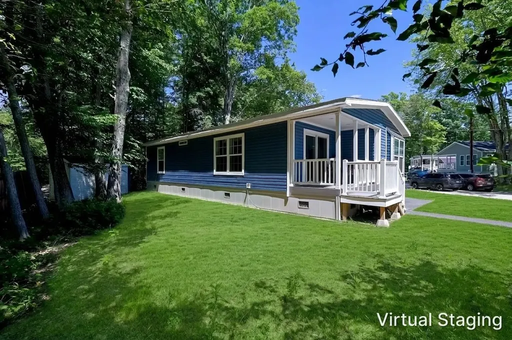 139 Robinhood Drive Exeter NH 03833