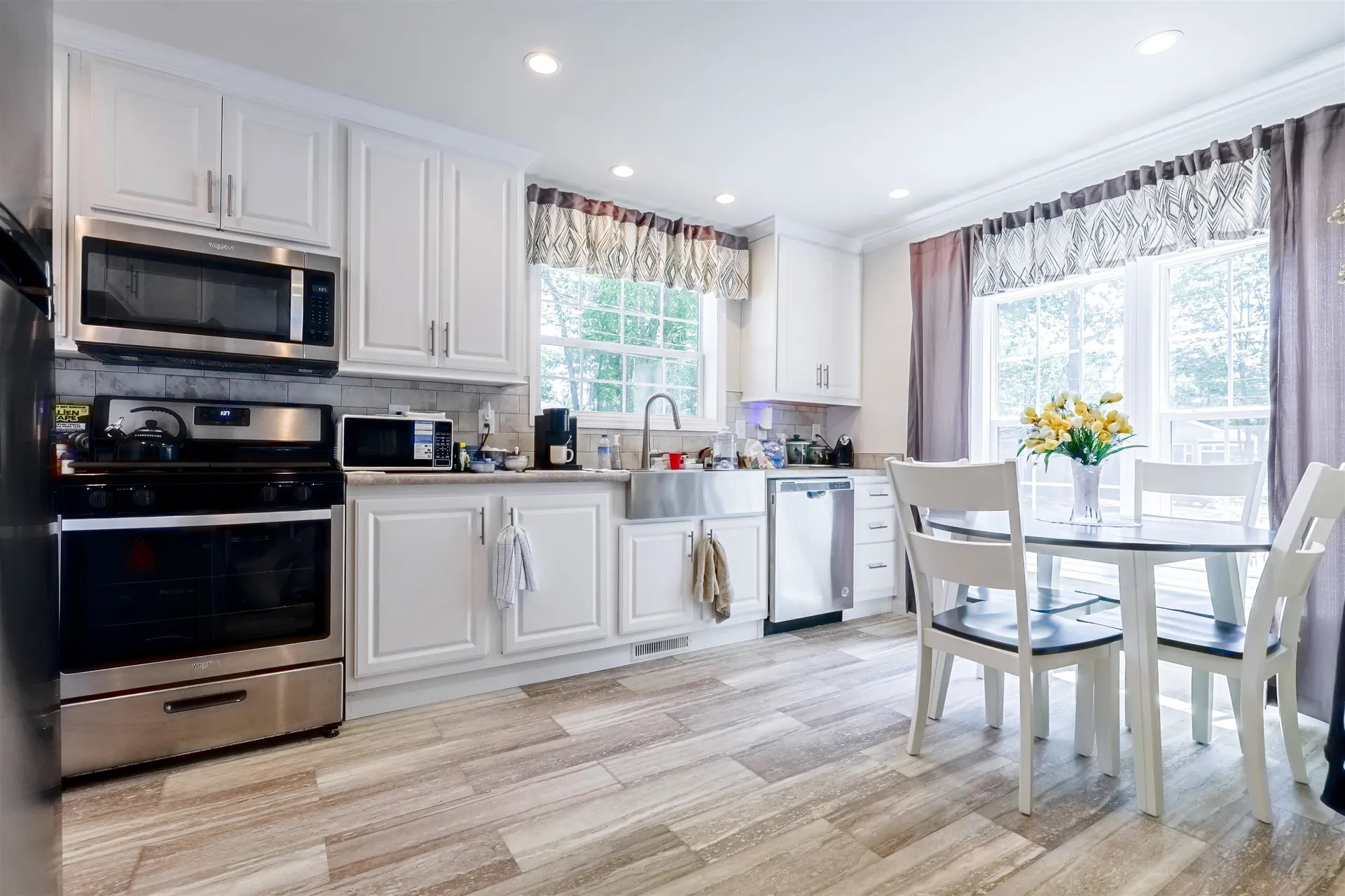 139 Robinhood Drive Exeter NH 03833