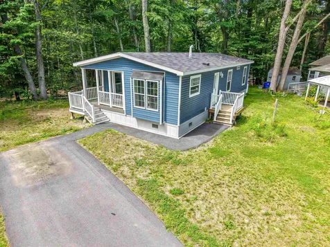 139 Robinhood Drive Exeter NH 03833