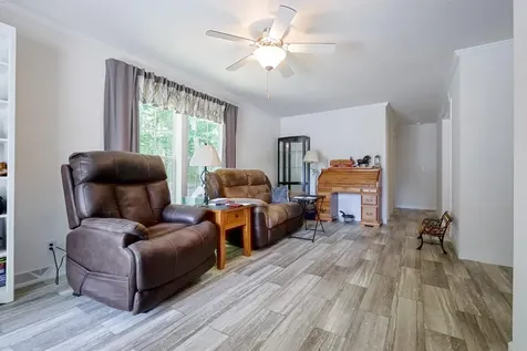 139 Robinhood Drive Exeter NH 03833