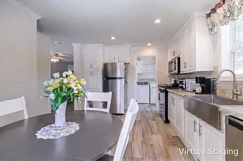139 Robinhood Drive Exeter NH 03833