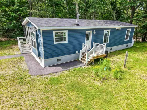 139 Robinhood Drive Exeter NH 03833