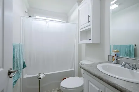 139 Robinhood Drive Exeter NH 03833