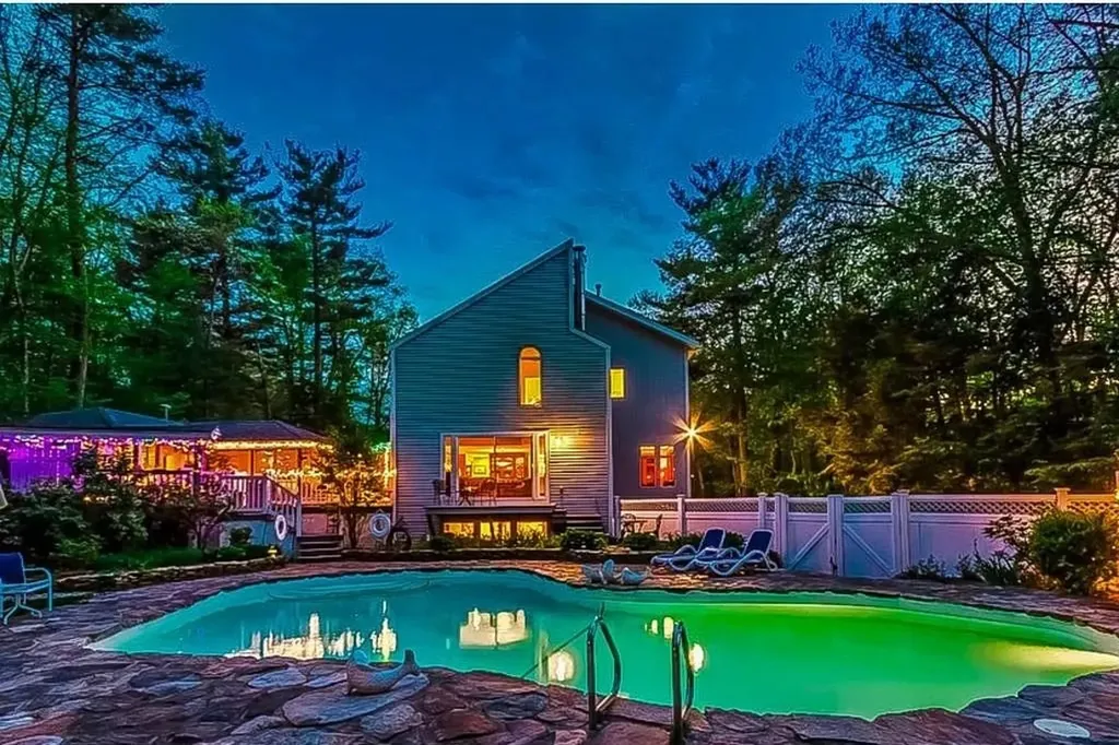6 Haines Terrace Merrimack NH 03054