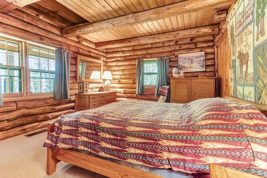 176 Brophy Lane Londonderry VT 05155