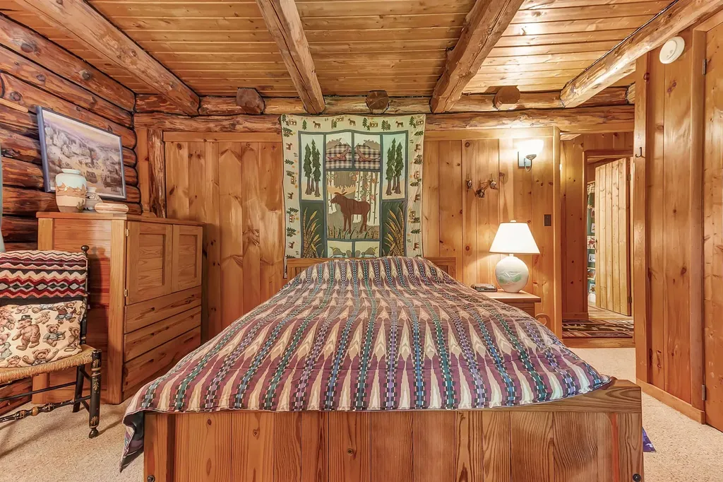 176 Brophy Lane Londonderry VT 05155