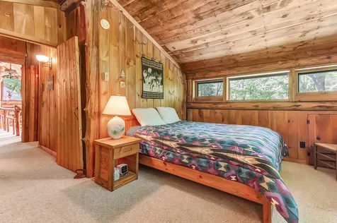 176 Brophy Lane Londonderry VT 05155