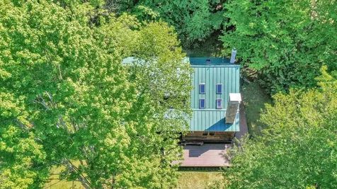 176 Brophy Lane Londonderry VT 05155