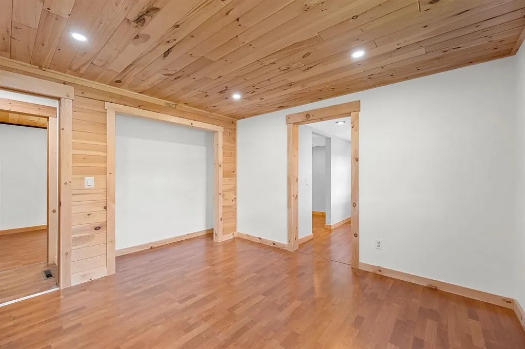 57 George Street Orange VT 05641