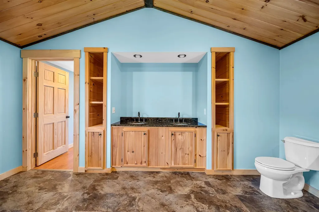 57 George Street Orange VT 05641