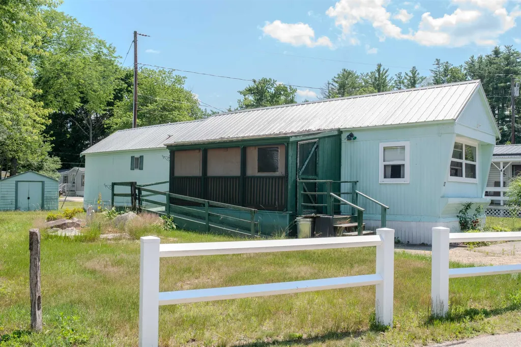 529 Nashua Street Milford NH 03055