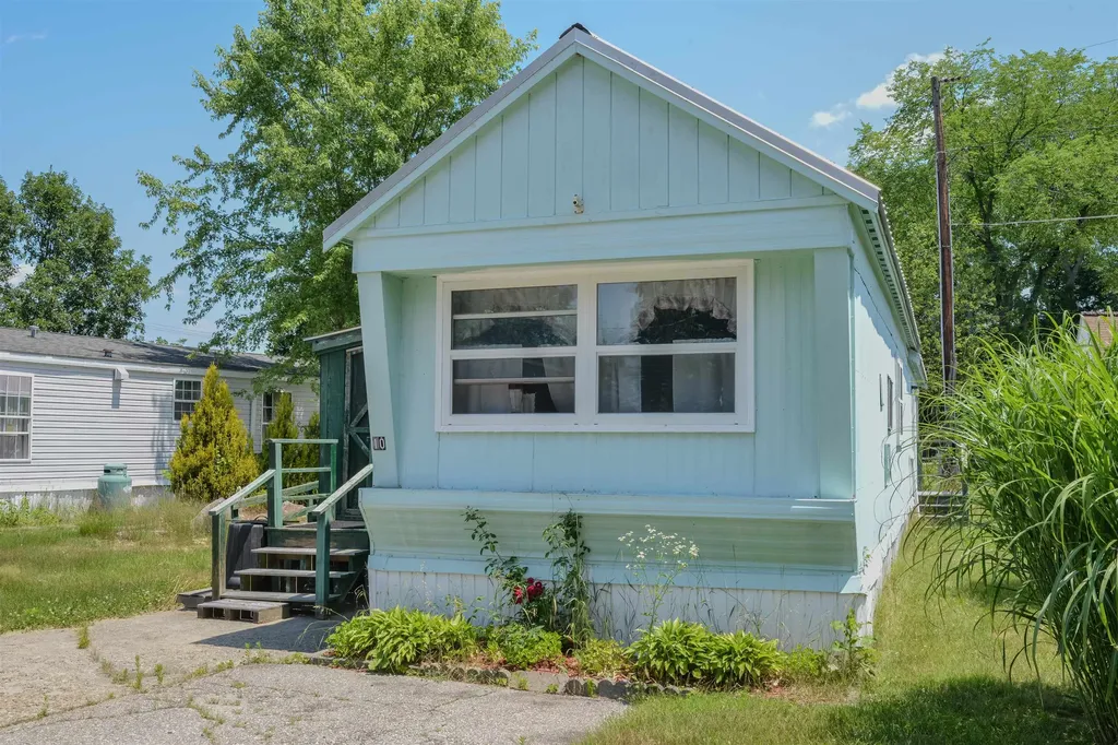 529 Nashua Street Milford NH 03055